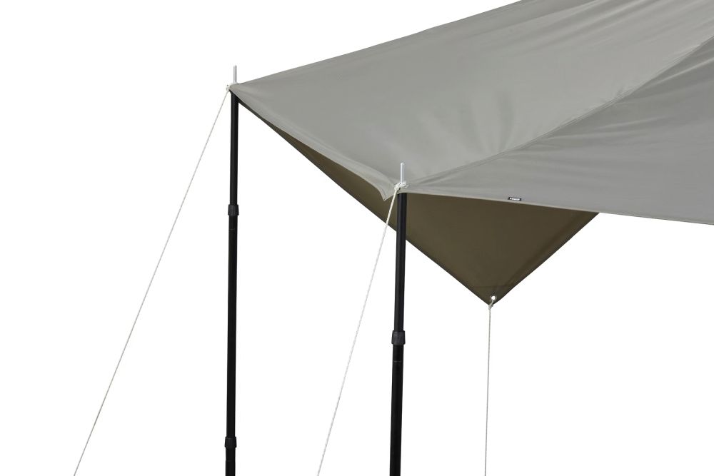 Thule Approach Awning for 4 Person close up
