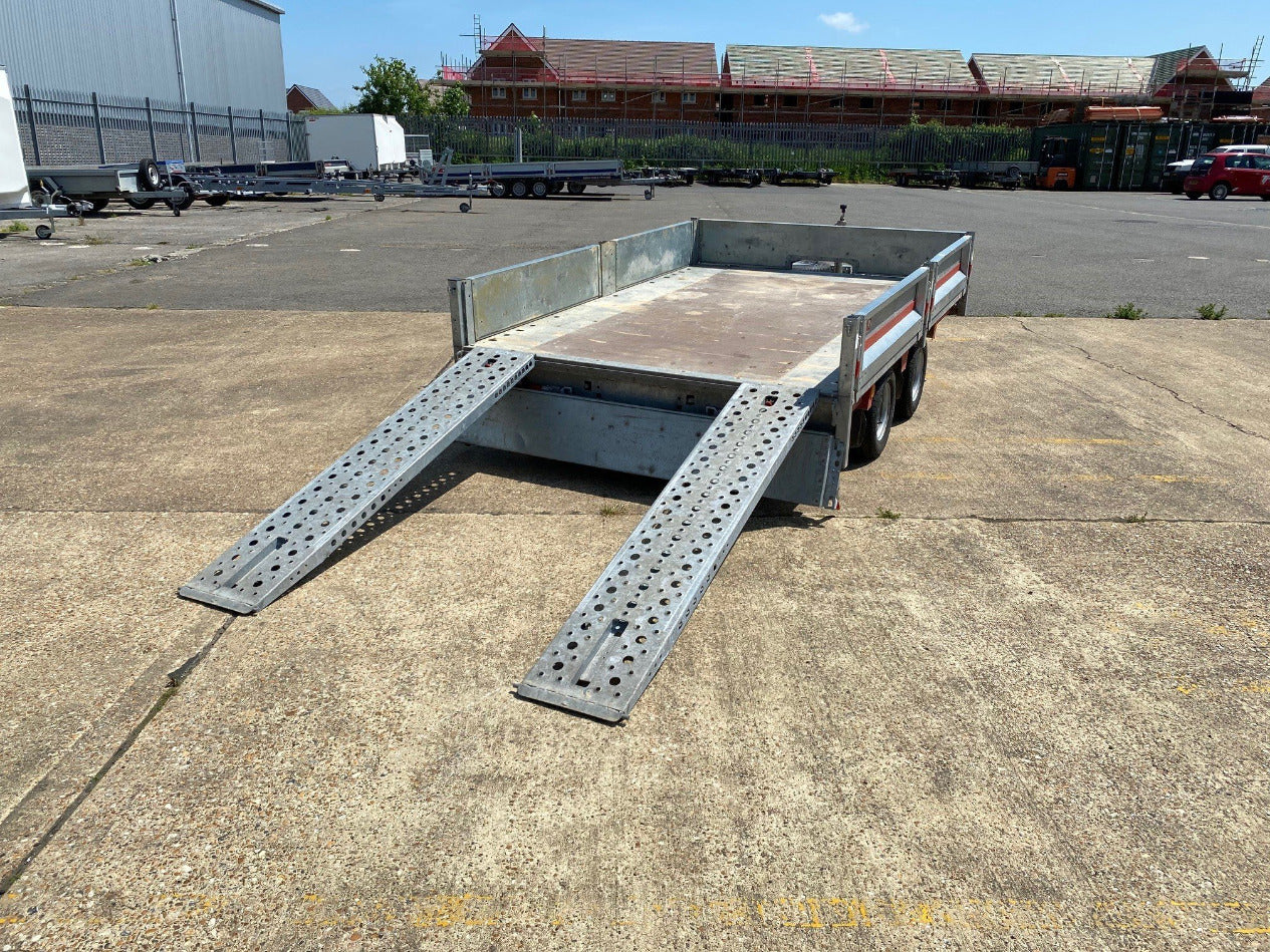 Flatbed Trailers for Hire